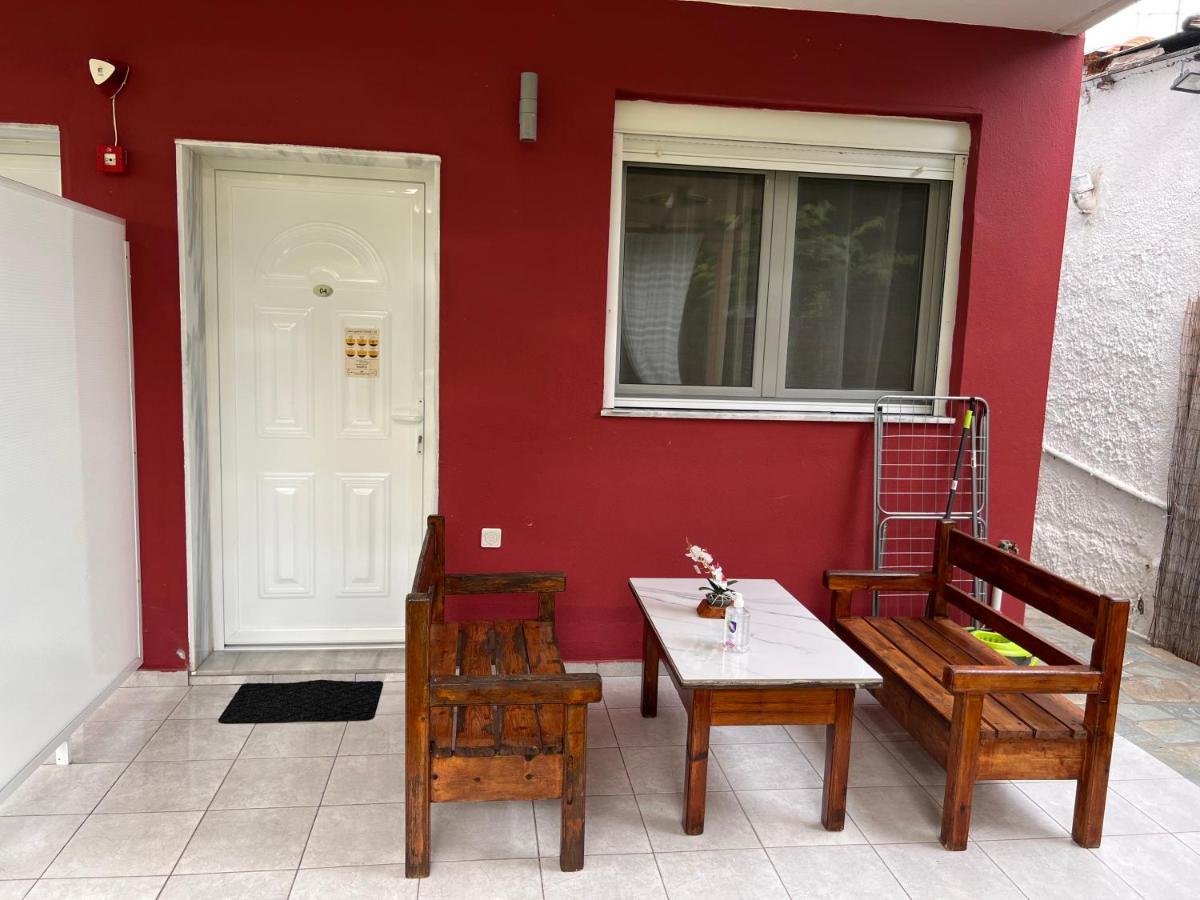 Niriides Rooms Nea Kallikrateia Exteriör bild